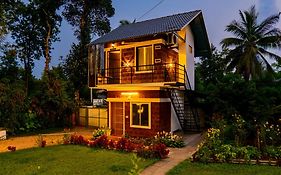 Avocado Cottages By Alaya Stays, Coorg